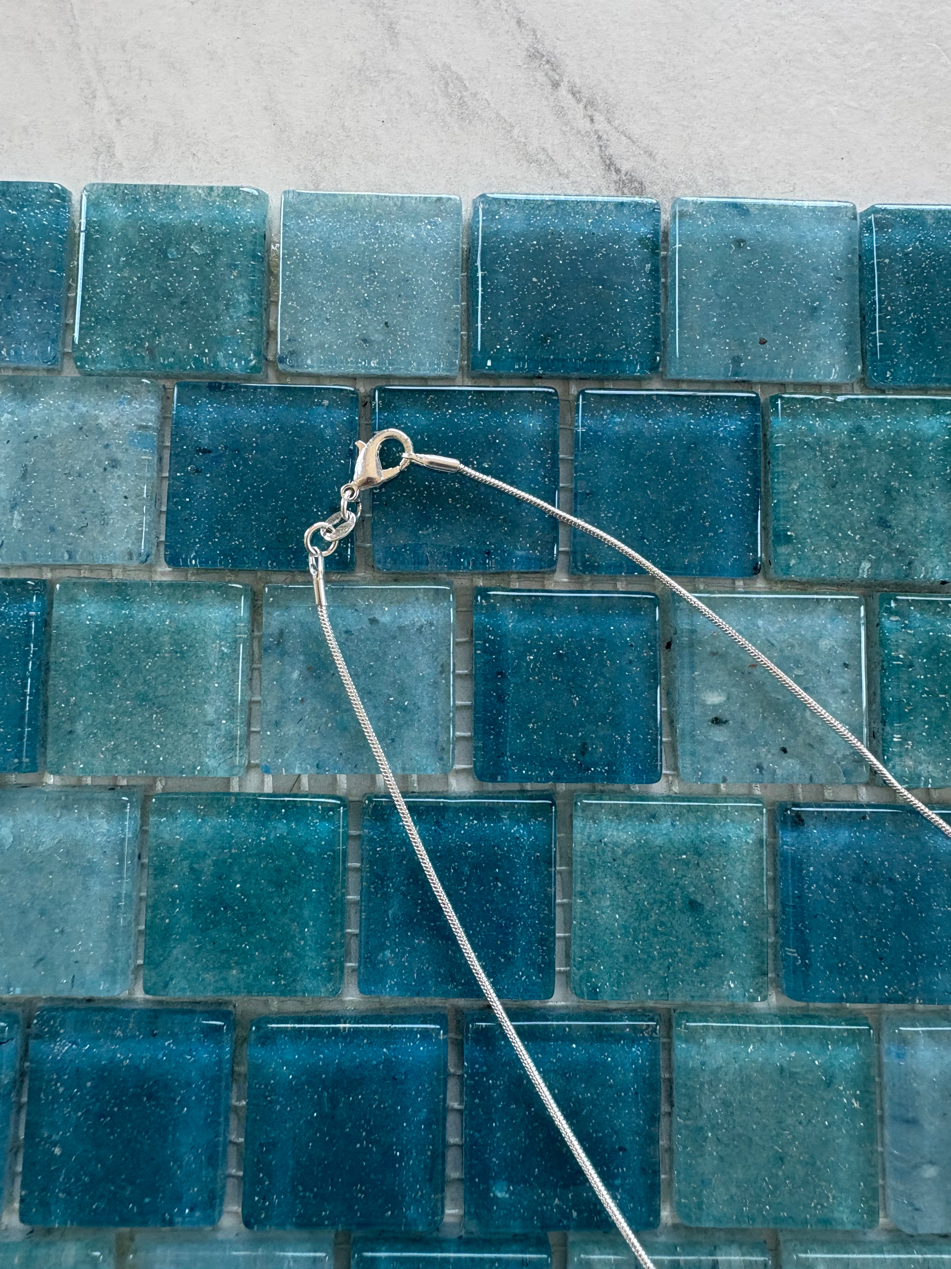 silver tides necklace
