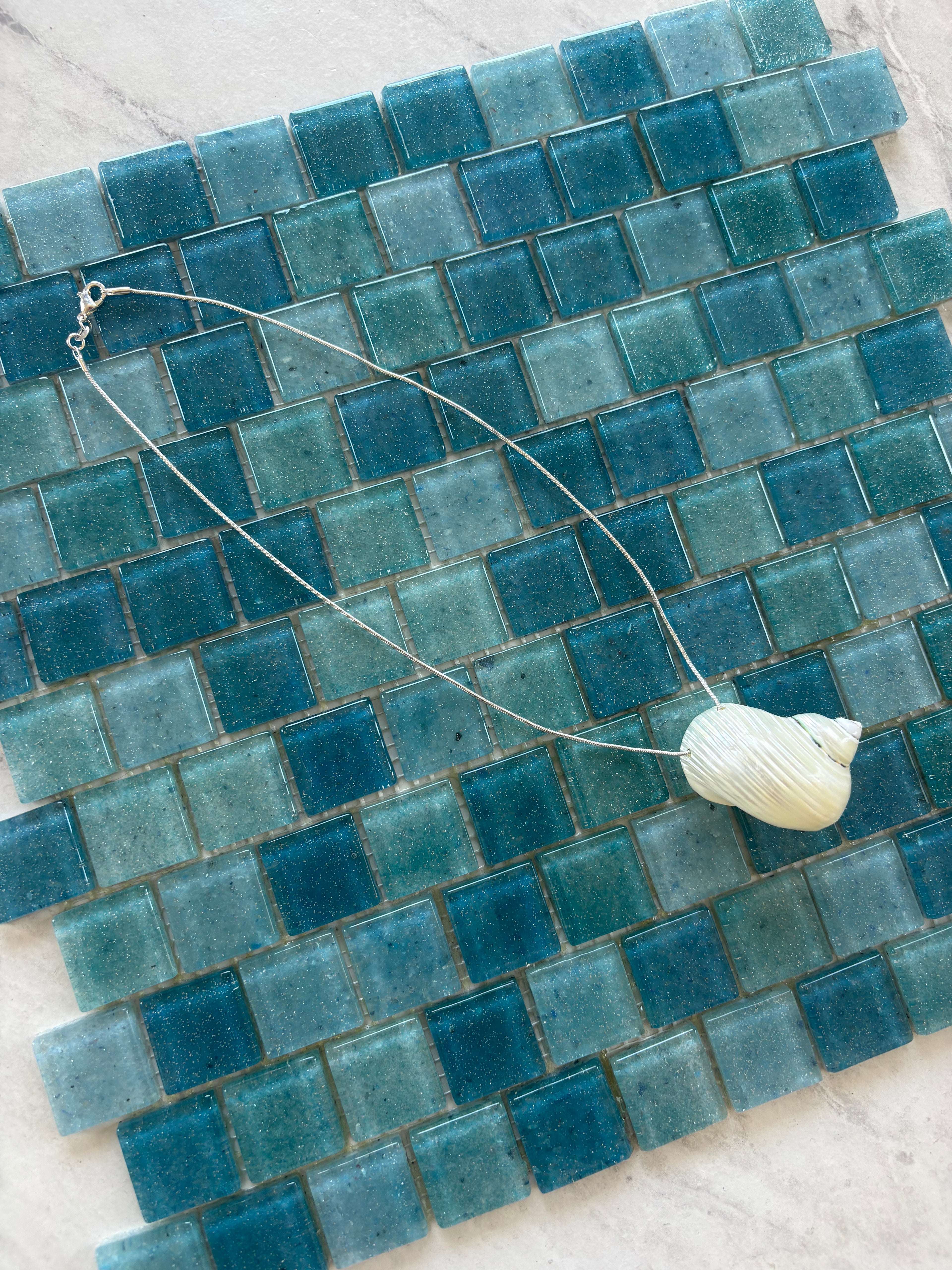silver tides necklace