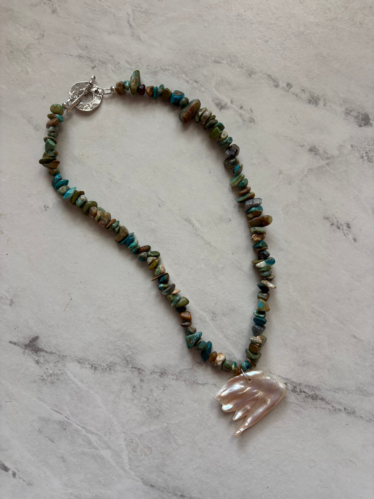 “kelp me, im tipsy” necklace