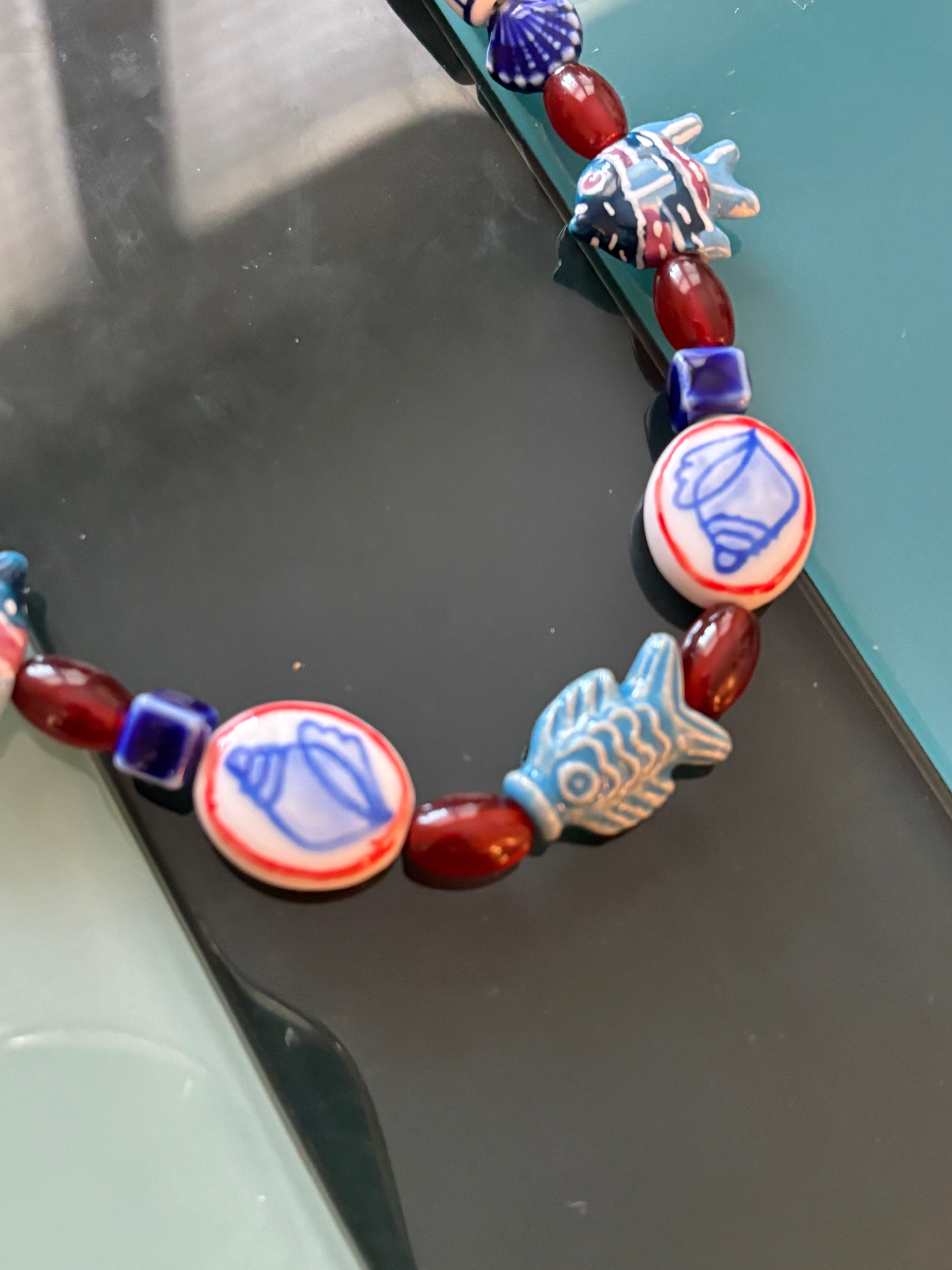 school of fish choker
