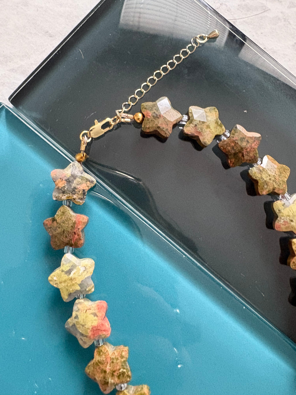 shellphone necklace