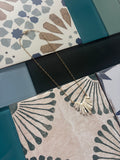 la perla necklace