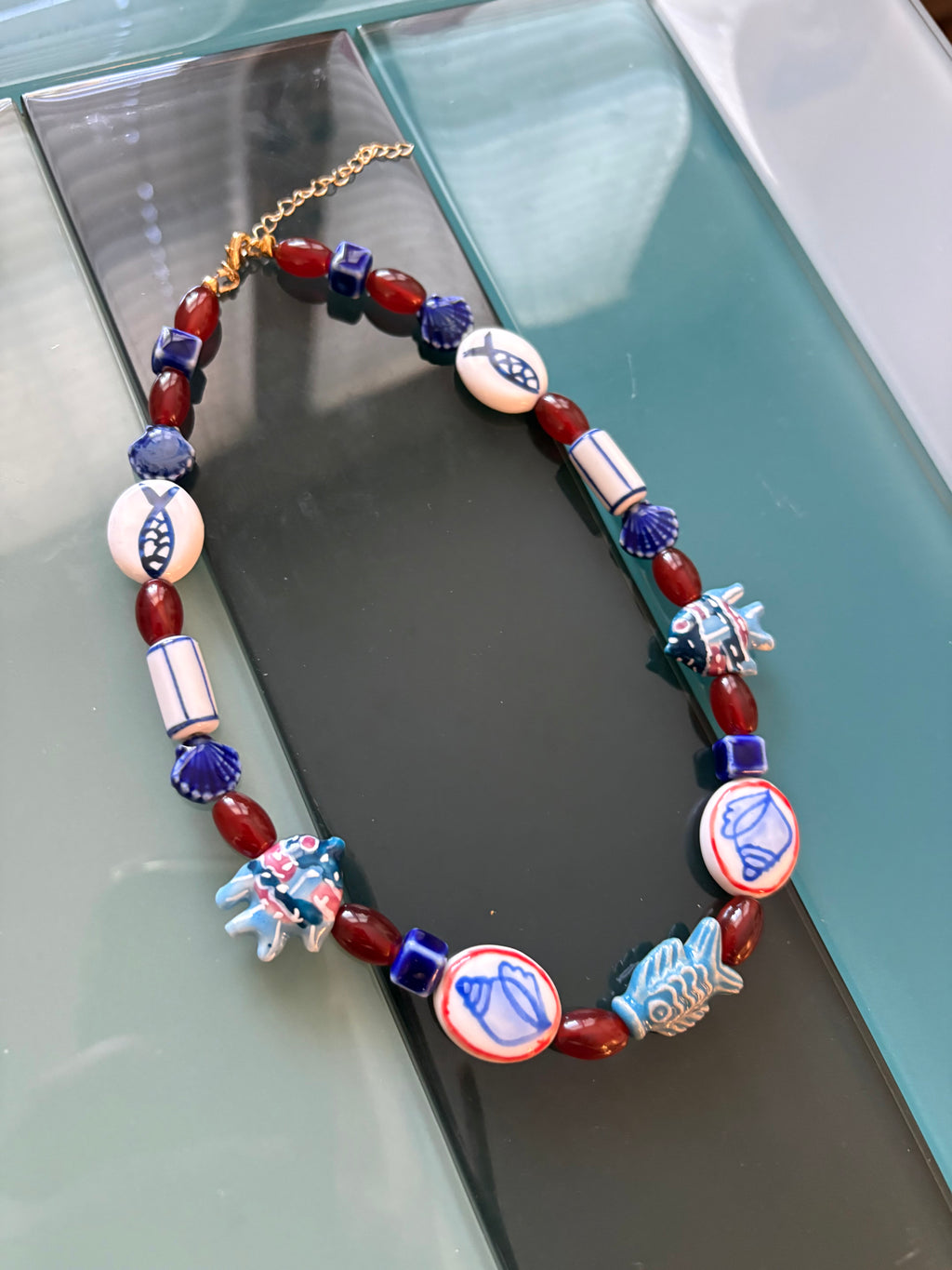school of fish choker