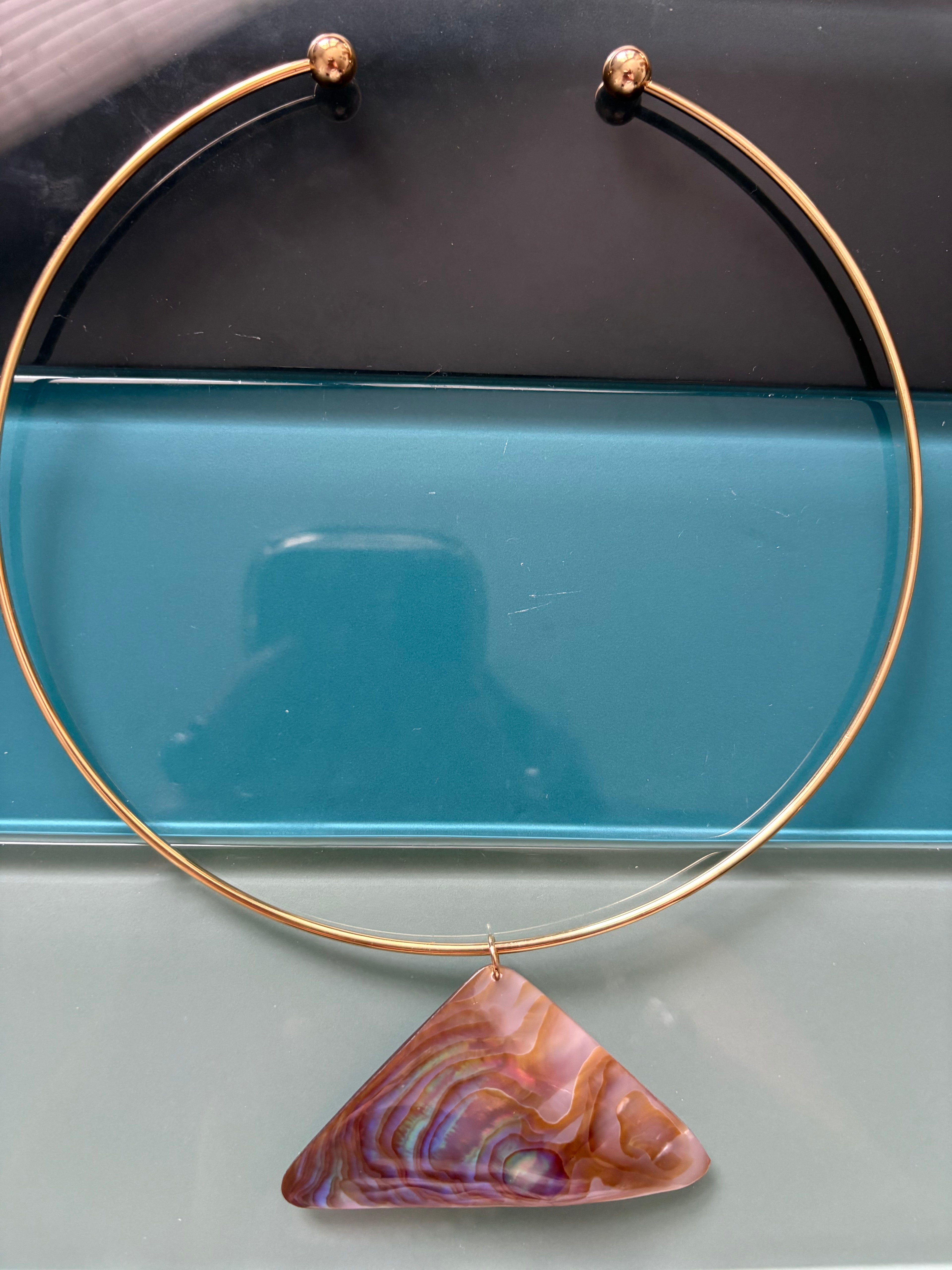bermuda triangle choker